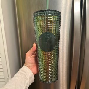 NEW Starbucks Green Rainforest Grid Iridescent Venti 24oz Tumbler